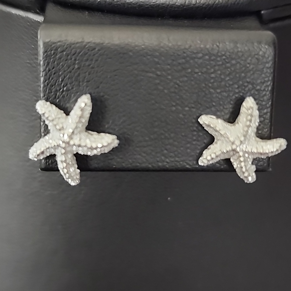 Starfish Lightweight Acrylic STUD PIERCED Earrings ZINC ALLOY NEEDLE